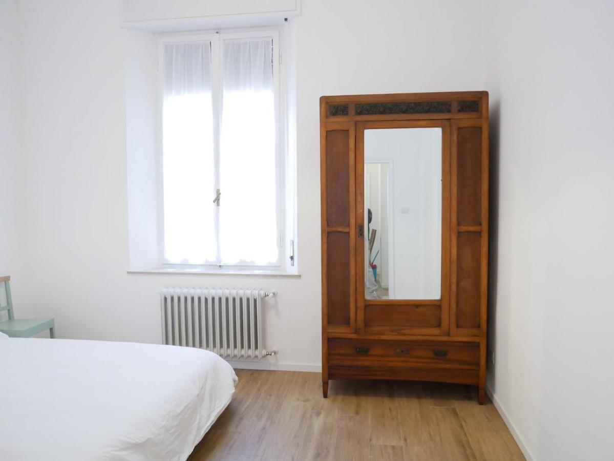 Anita Bnb Rimini Apartment Bagian luar foto